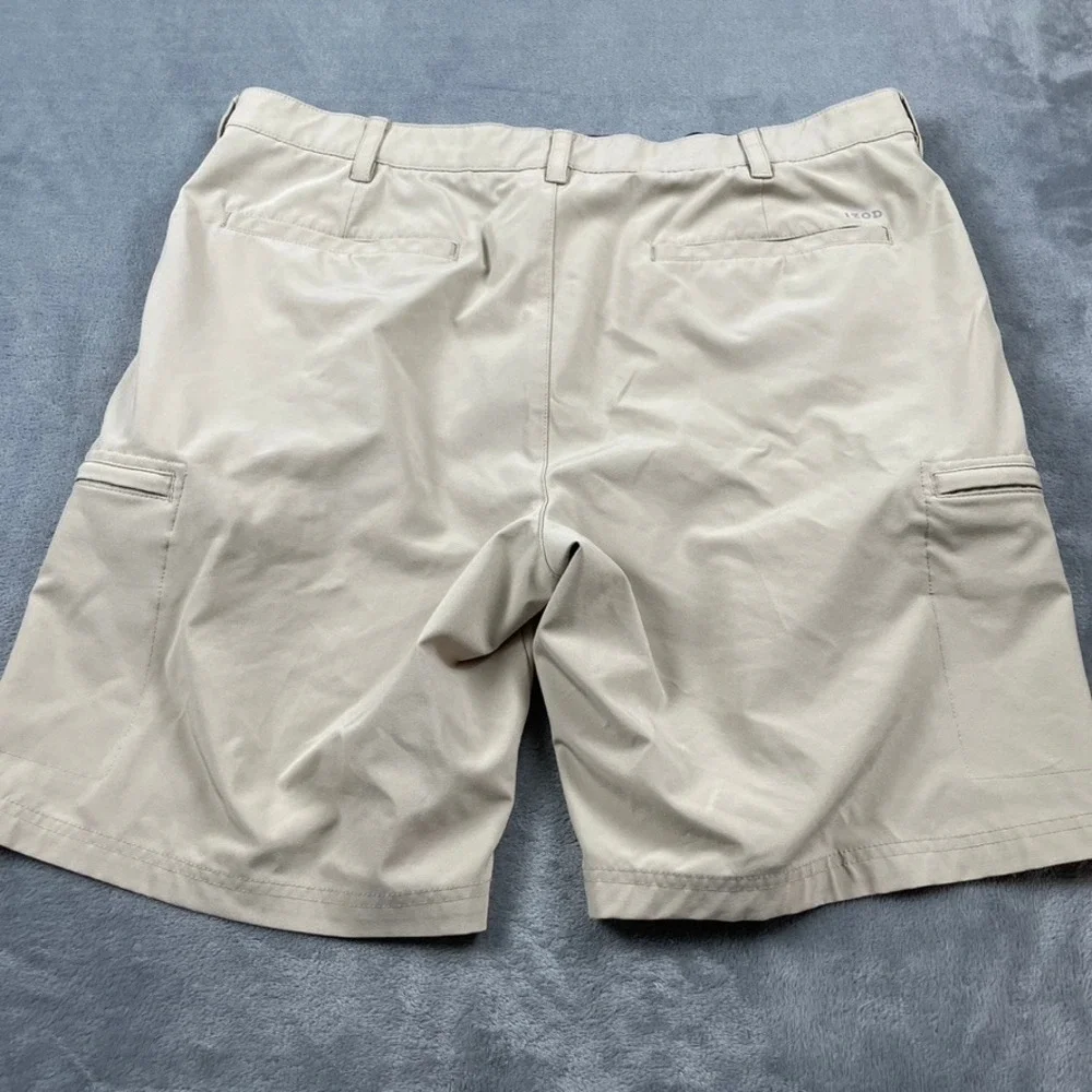Izod Golf Mens Tan Khaki Stretch Cargo Shorts Size 38 Performance Flat Front